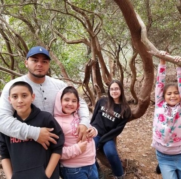 Meet your Posher, Octavio - Picture 1 of 1